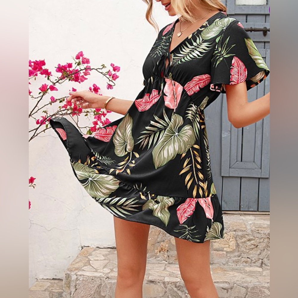 Black tropical keyhole fit and flare dress